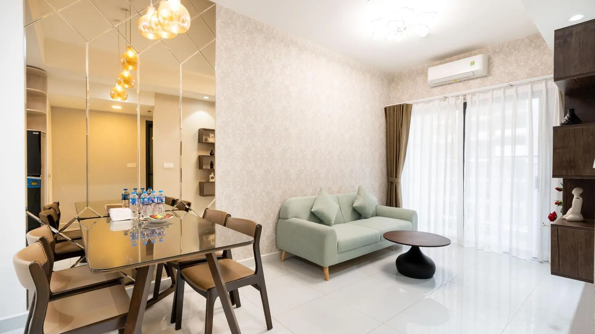 Otis Apartment - Soho Residence District 1 - Near Bui Vien Ho-Chi-Minh-Stadt