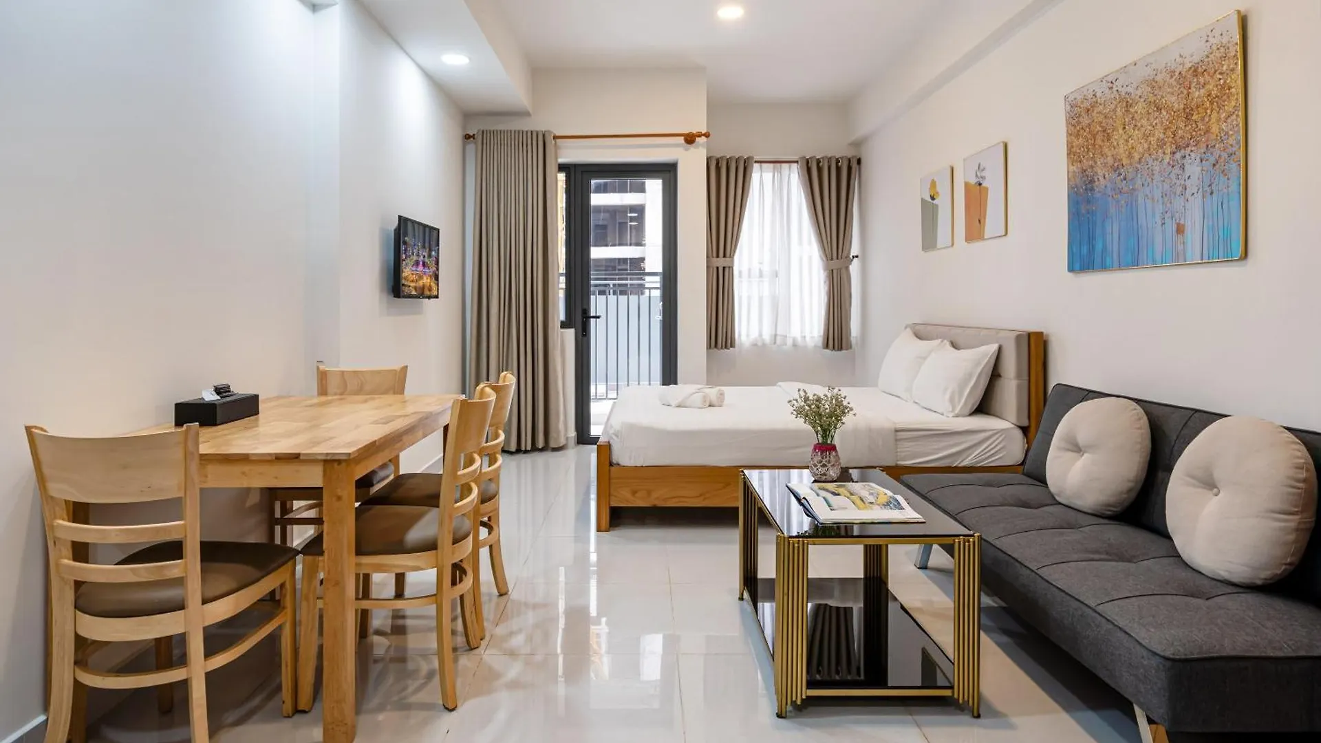 Otis Apartment - Soho Residence District 1 - Near Bui Vien Ho-Chi-Minh-Stadt 0*,  Vietnam