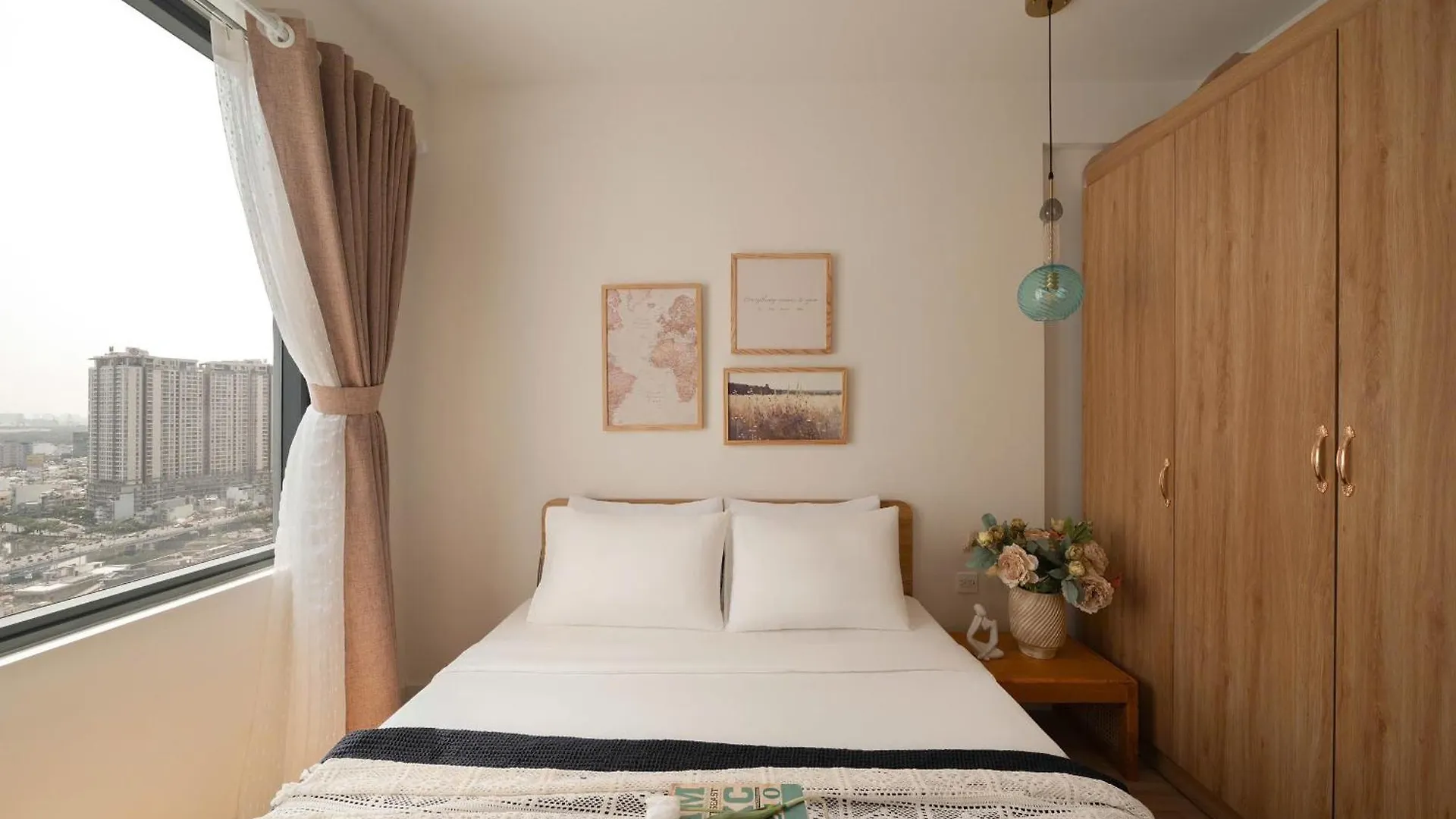 Otis Apartment - Soho Residence District 1 - Near Bui Vien Ho-Chi-Minh-Stadt 0*,